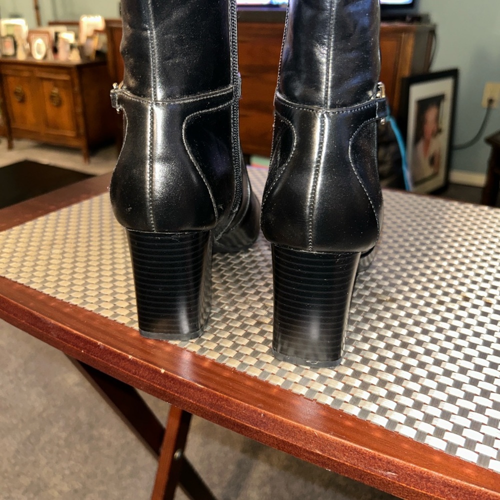 Bandolino Black Knee-High Leather Boots Size 7M- BRAND NEW WITH BOX INCLUDED - Picture 9 of 12